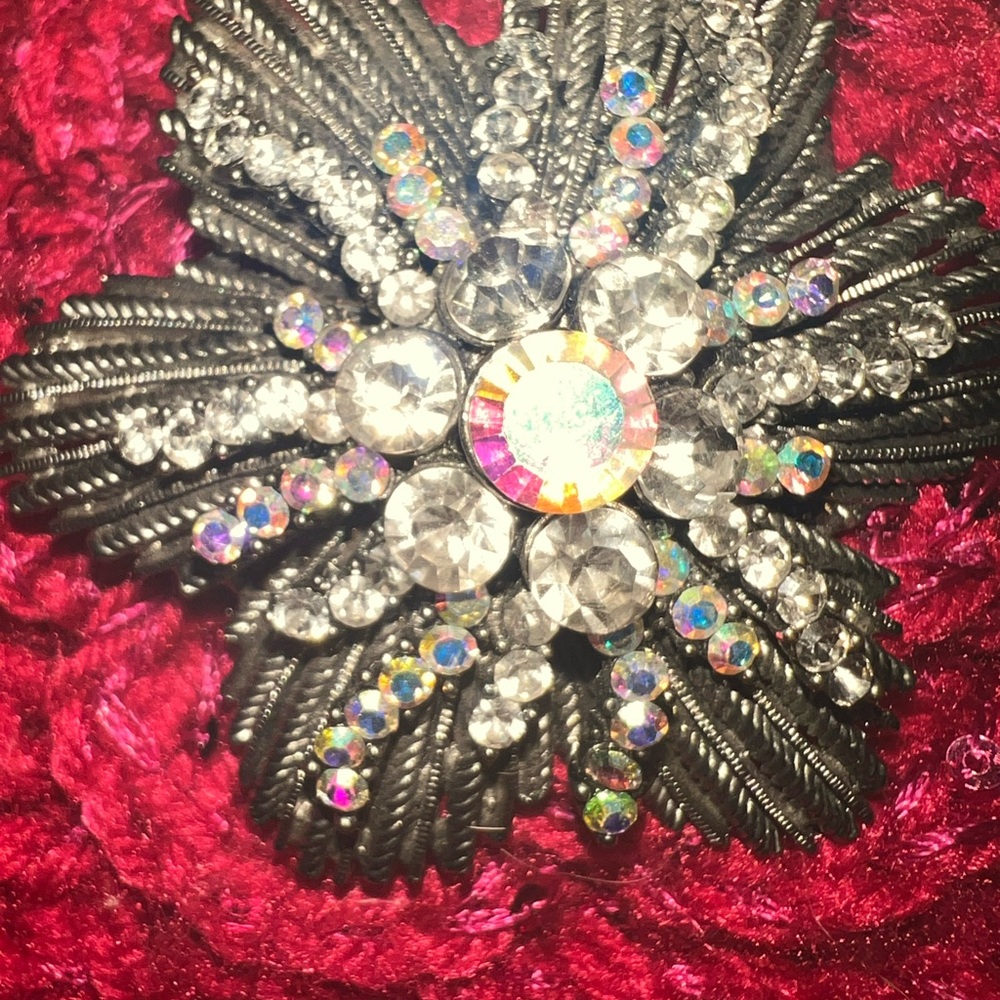 Elegant Silver and Crystal Brooch